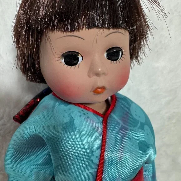 Madame Alexander Japan Doll In Blue Kimono Vintage Collectible - Picture 5 of 5